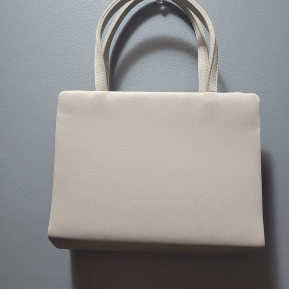 Town Shoes Cream Colored Handbag - Picture 2 of 3